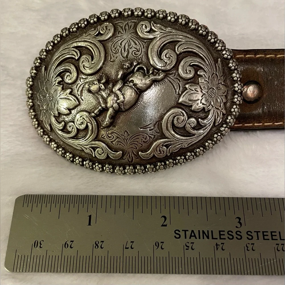 Nooona Brown leather belt, 26 inches, cowboy riding a horse